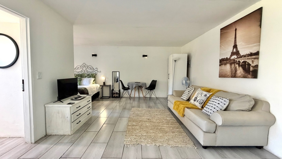 4 Bedroom Property for Sale in Heldervue Western Cape